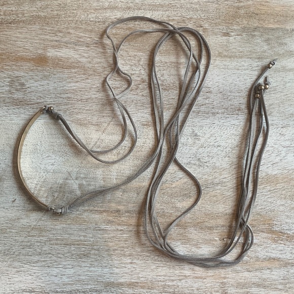 Leather Choker with Metal Detail - Picture 1 of 3